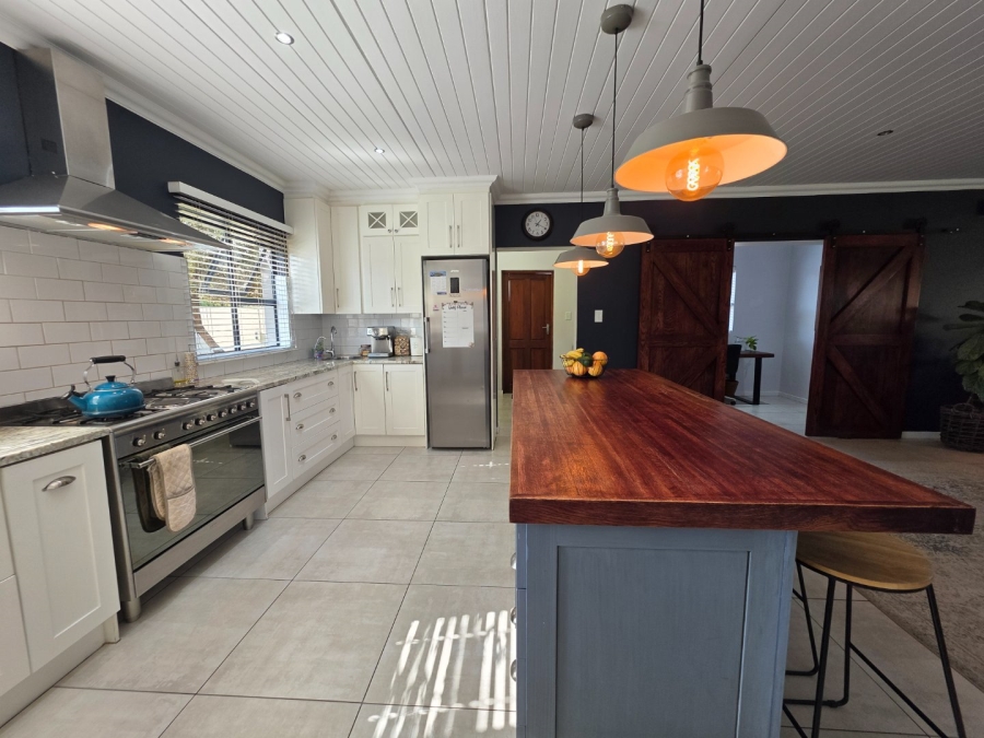 3 Bedroom Property for Sale in Melodie North West